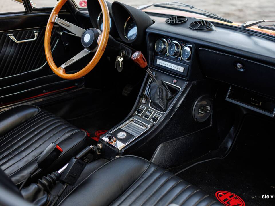 Image 27/43 of Alfa Romeo Spider Veloce 2000 (1976)