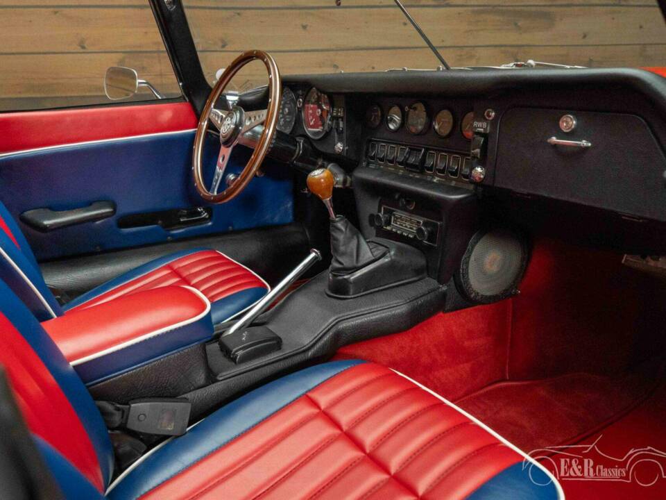 Bild 13/17 von Jaguar E-Type (1970)