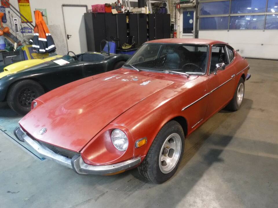 Image 13/48 of Datsun 240 Z (1971)