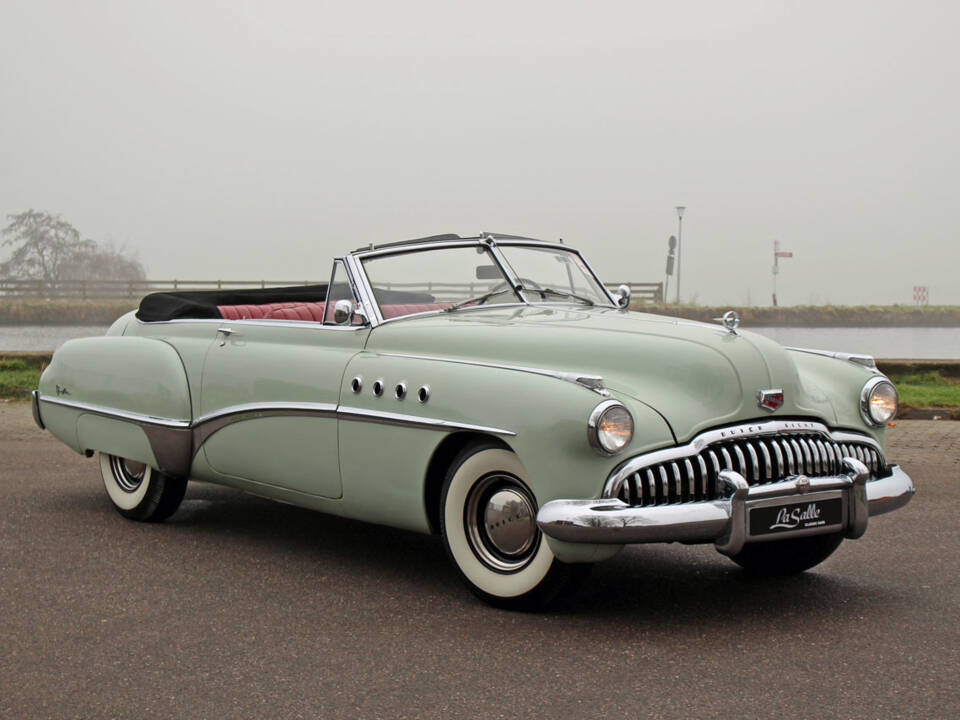 Image 7/21 of Buick Roadmaster (1949)