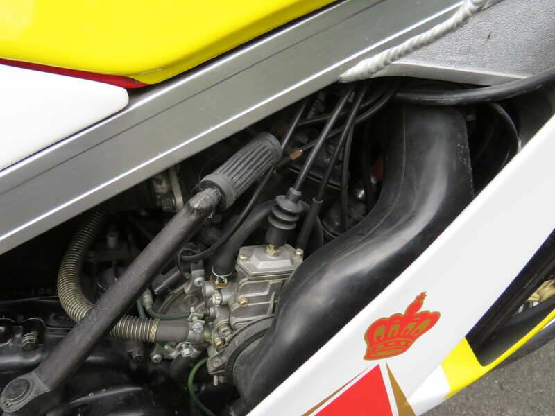 Image 21/43 de Suzuki RG 500 (1987)