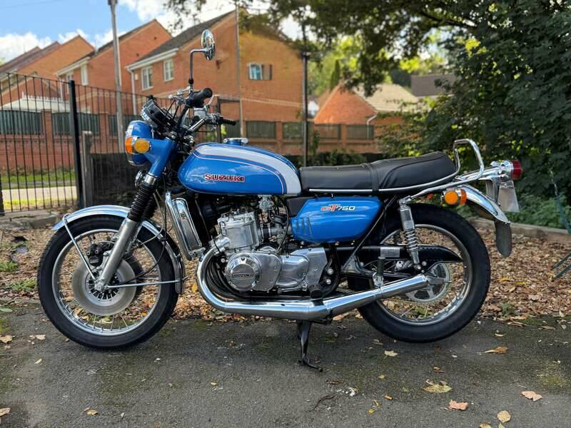 Image 2/49 of Suzuki GT 750 K (1973)