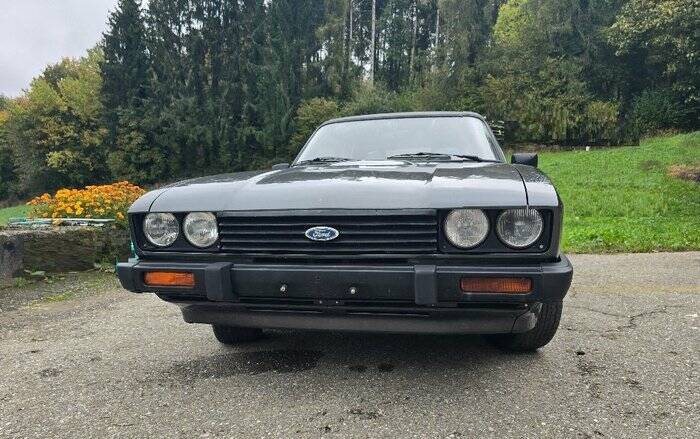 Immagine 2/7 di Ford Capri 2,3 (1981)