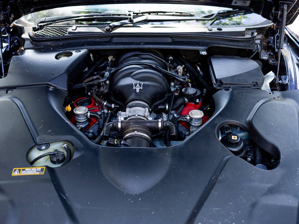 Immagine 22/36 di Maserati GranCabrio 4.7 (2010)