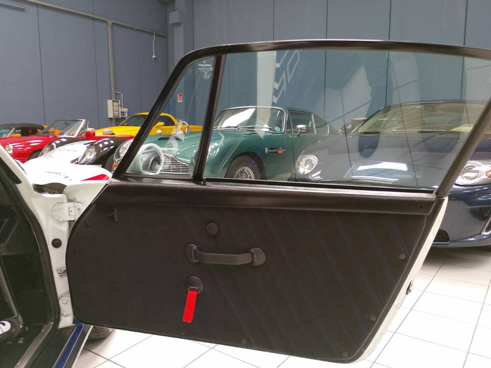 Bild 53/105 von Porsche 911 SC 3.0 (1979)