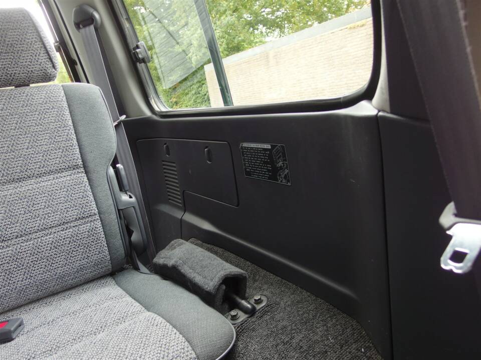 Bild 71/97 von Toyota Land Cruiser FJ80 (1992)