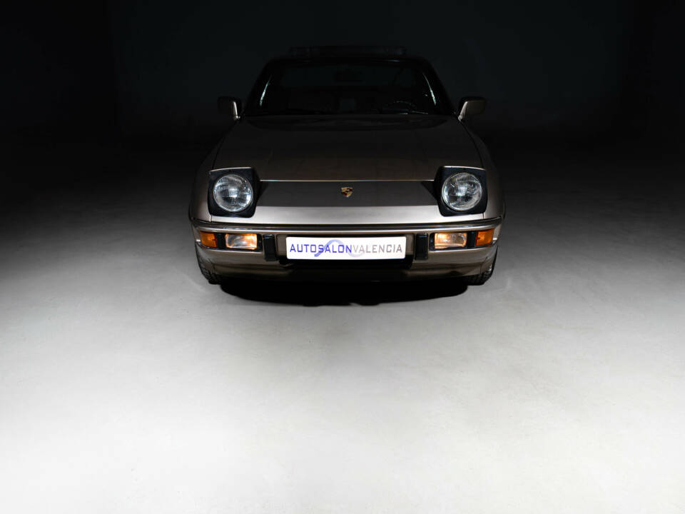 Image 23/44 de Porsche 924 (1983)