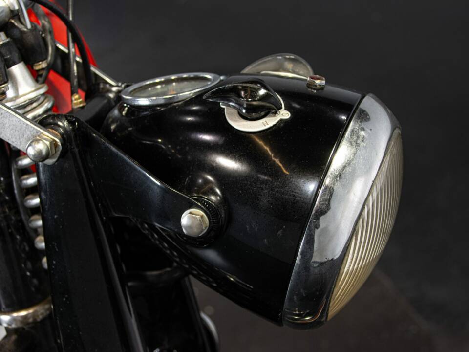 Bild 49/50 von Gilera 150 Sport (1951)