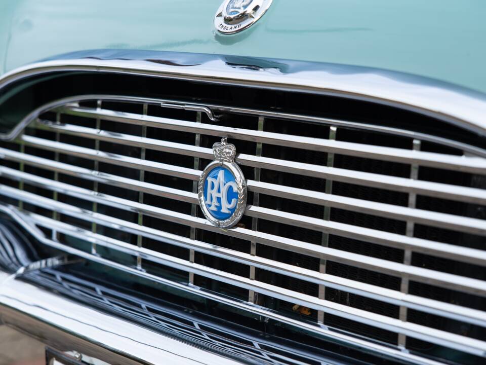 Bild 29/50 von Vauxhall Cresta (1961)