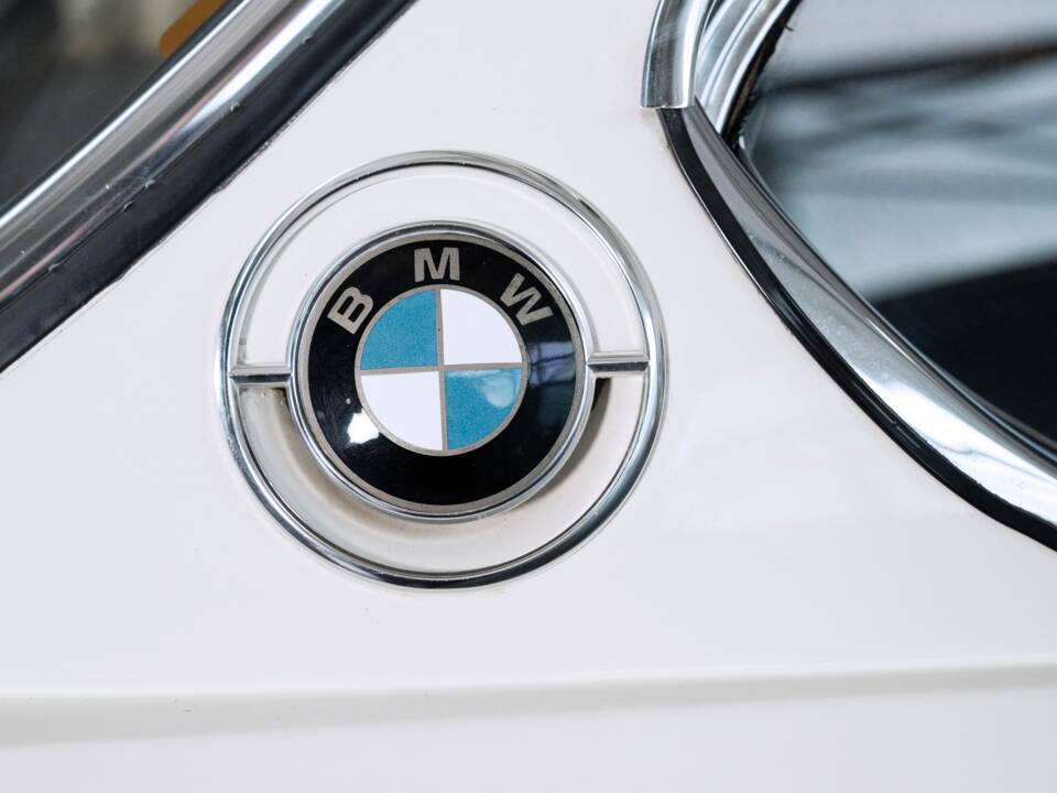 Bild 23/50 von BMW 2000 CS (1971)