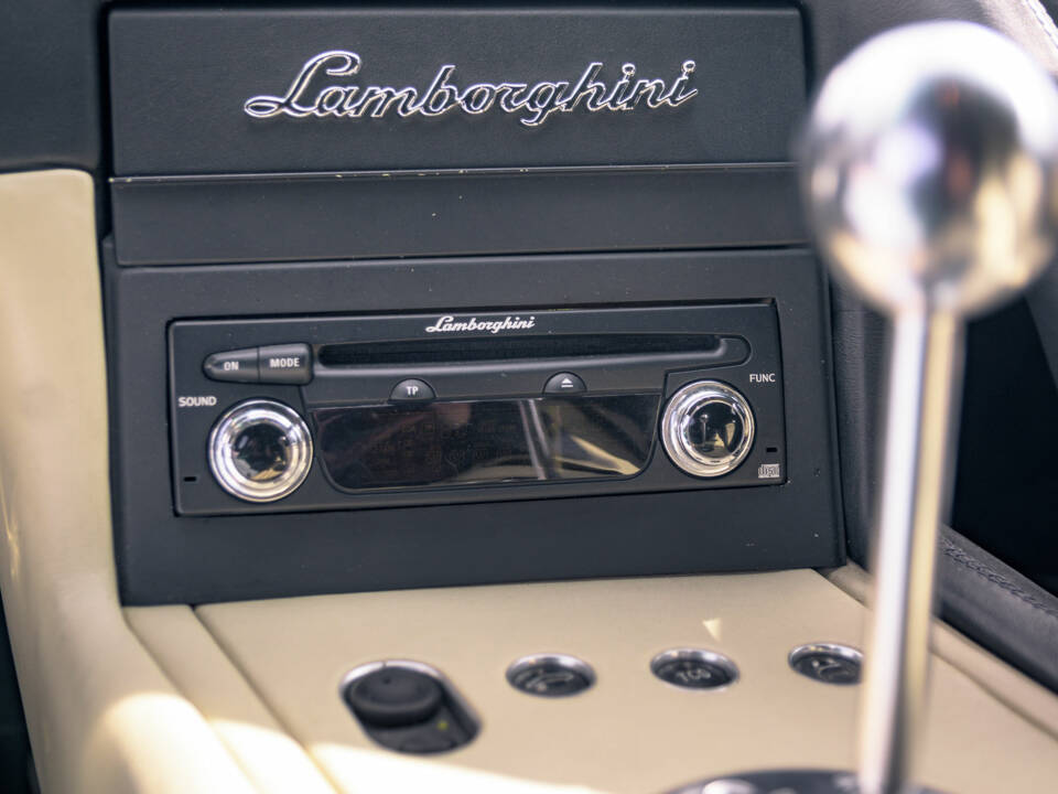 Afbeelding 31/42 van Lamborghini Murciélago (2001)