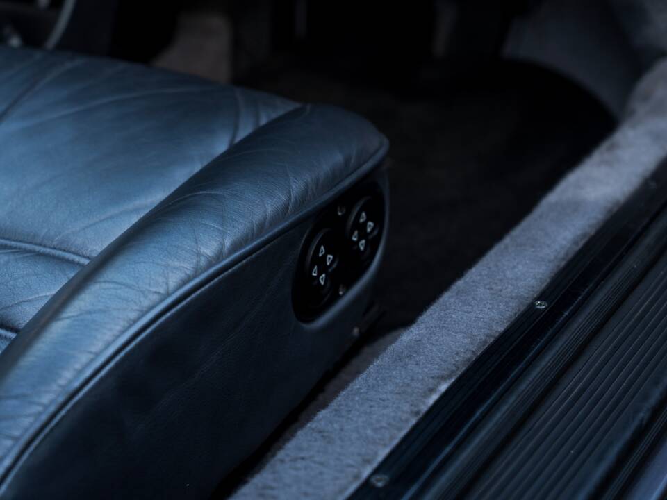 Bild 40/58 von Porsche 911 Carrera 3.2 (WTL) (1988)