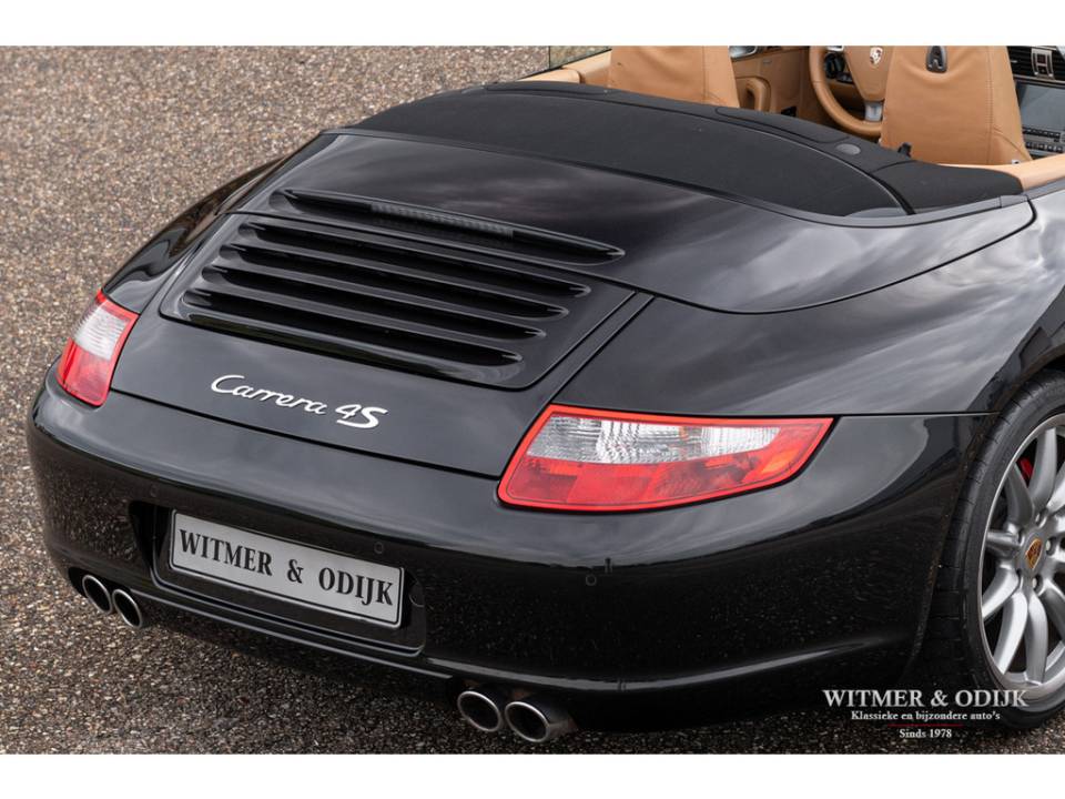 Image 12/39 de Porsche 911 Carrera 4S (2007)