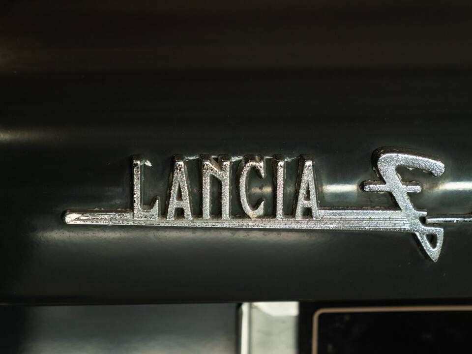Image 25/43 de Lancia Flavia 1500 (1967)