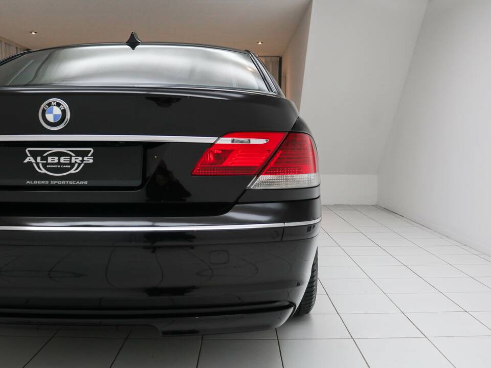 Bild 12/18 von BMW 760i (2005)