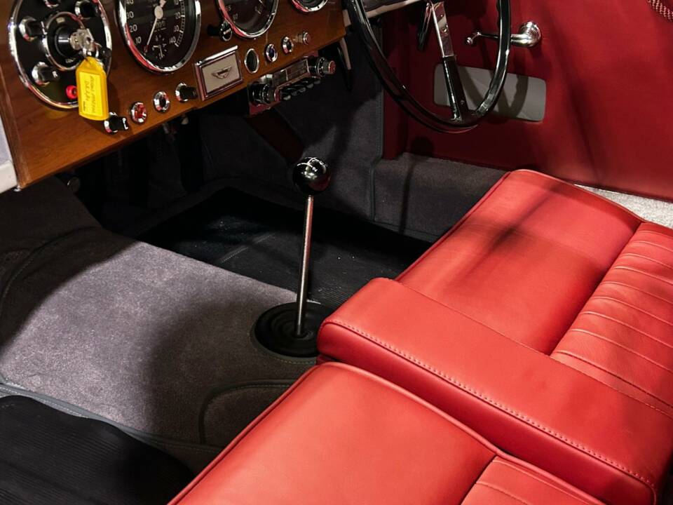 Afbeelding 24/50 van Aston Martin DB 2&#x2F;4 Mk II (1955)