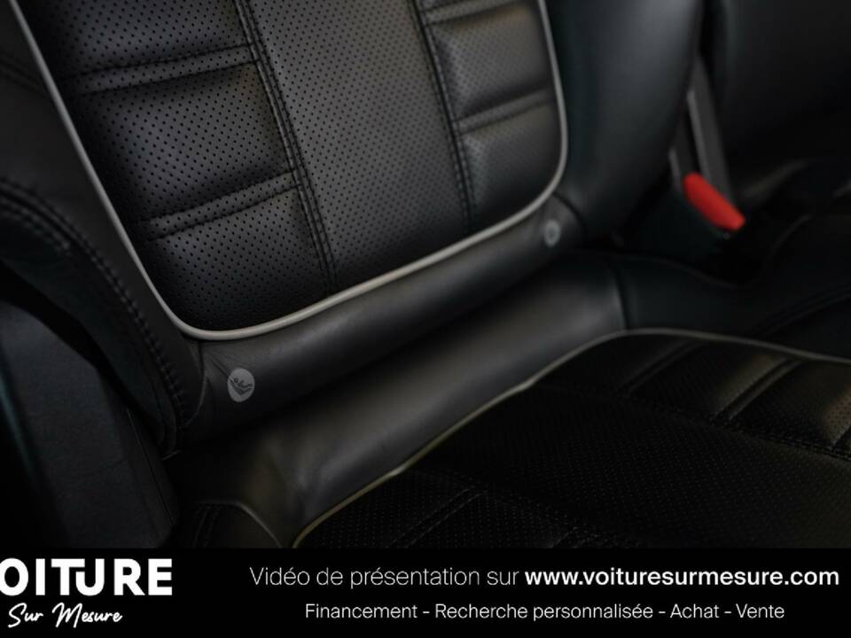 Image 32/50 of Land Rover Range Rover Sport SVR (2017)