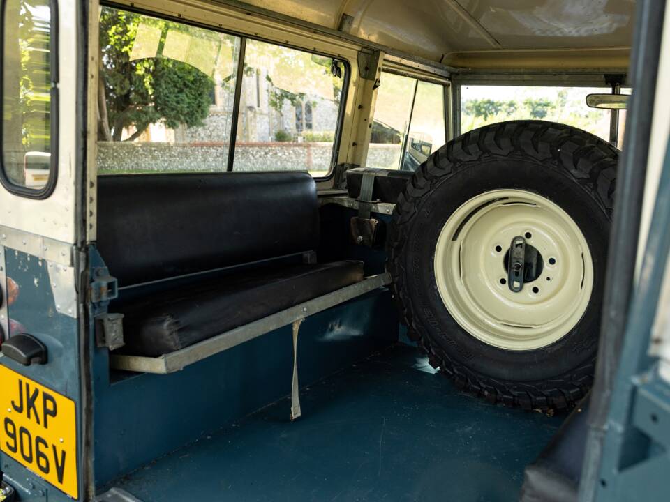 Bild 5/50 von Land Rover 88 (1980)