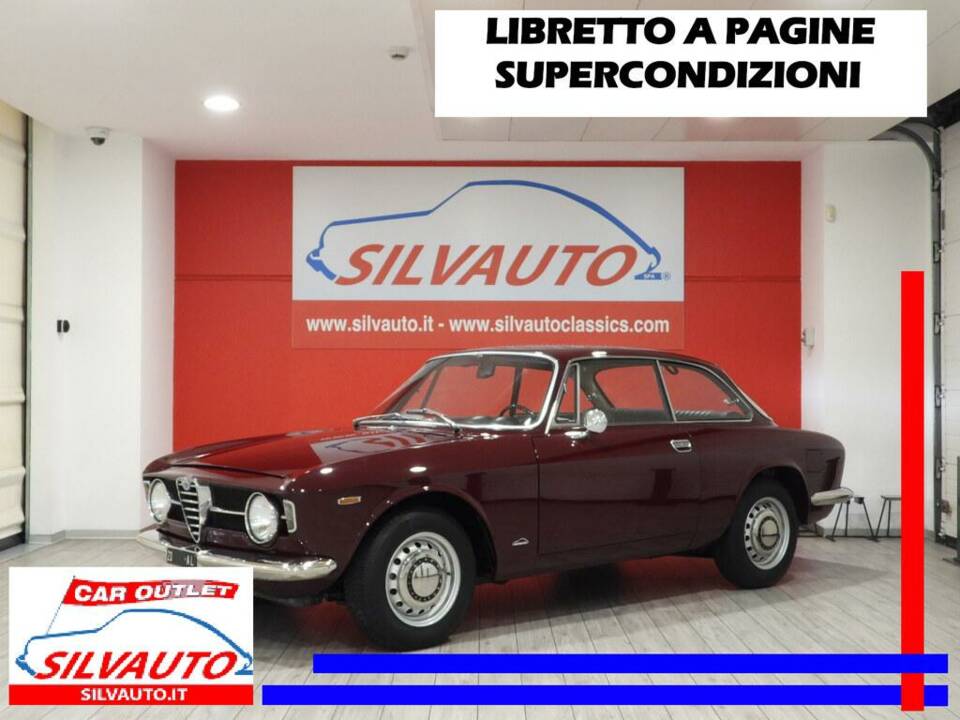 Obraz 1/10 pojazdu Alfa Romeo Giulia GT 1300 Junior (1970)