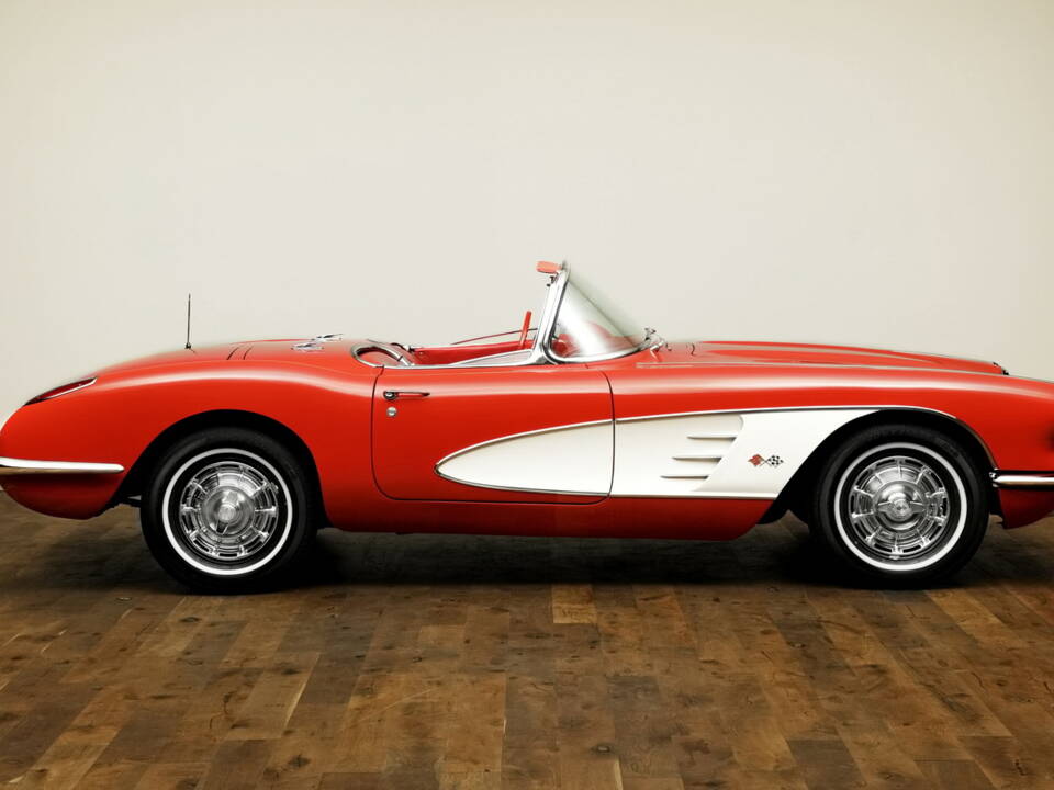 Image 3/24 of Chevrolet Corvette (1959)