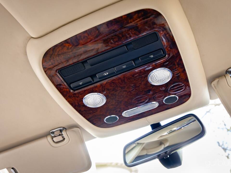 Image 45/75 of Bentley Continental GT (2004)