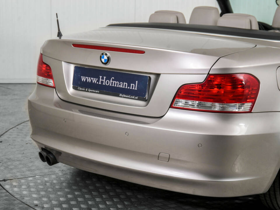 Bild 31/50 von BMW 125i (2008)