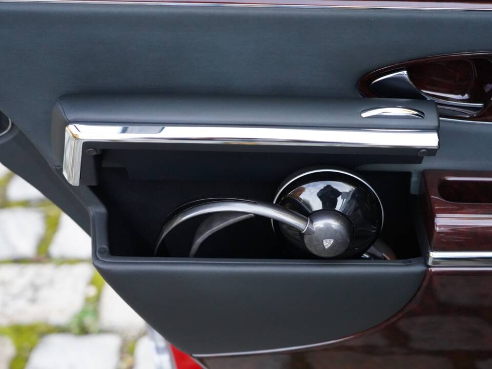 Bild 13/19 von Maybach 57 (2006)