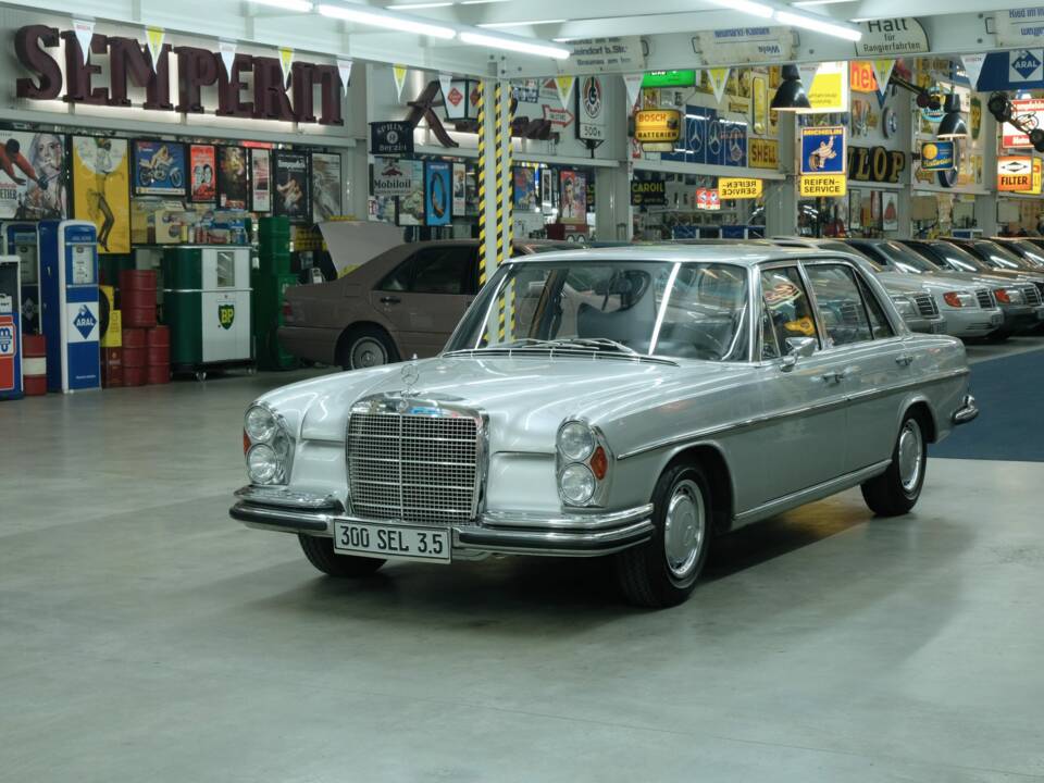 Image 1/50 of Mercedes-Benz 300 SEL 3.5 (1972)