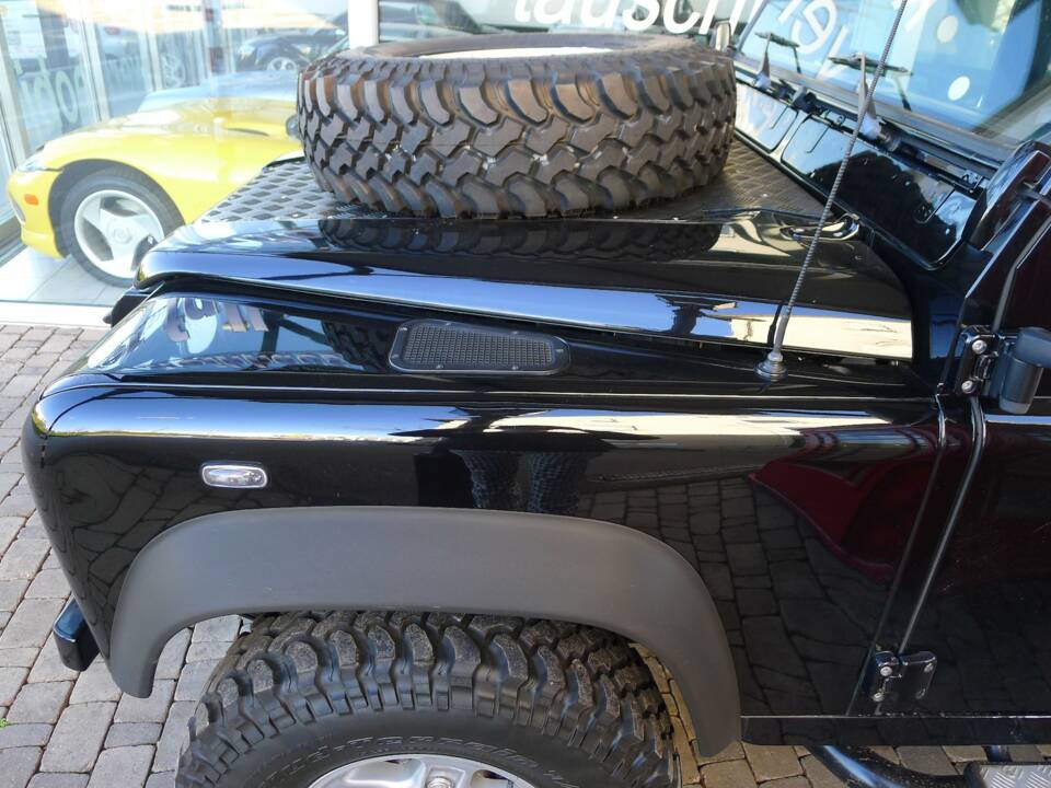 Bild 10/15 von Land Rover Defender 90 Heritage (2006)