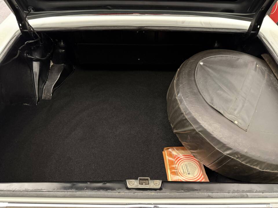 Image 19/22 of Mercedes-Benz 280 SL (1968)