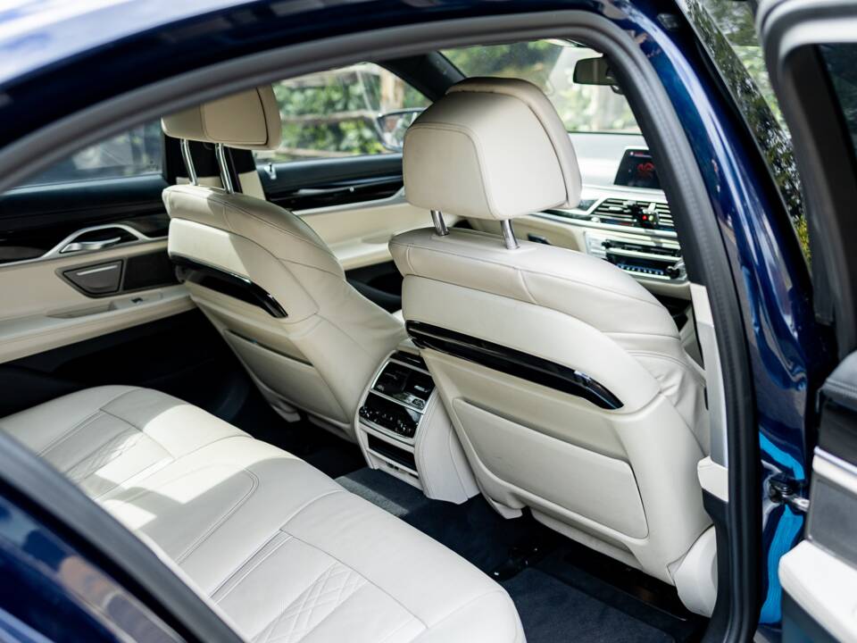 Afbeelding 26/46 van BMW 740d xDrive (2022)