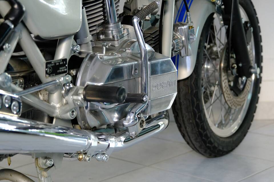 Immagine 85/87 di Ducati 900 SS (1976)