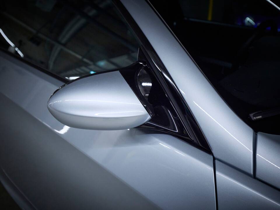Image 41/100 of BMW M3 (2006)