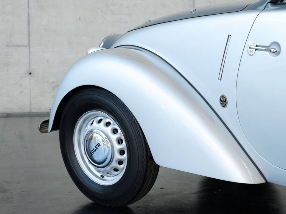 Immagine 26/50 di Adler 2.5 Litre Sport (1938)