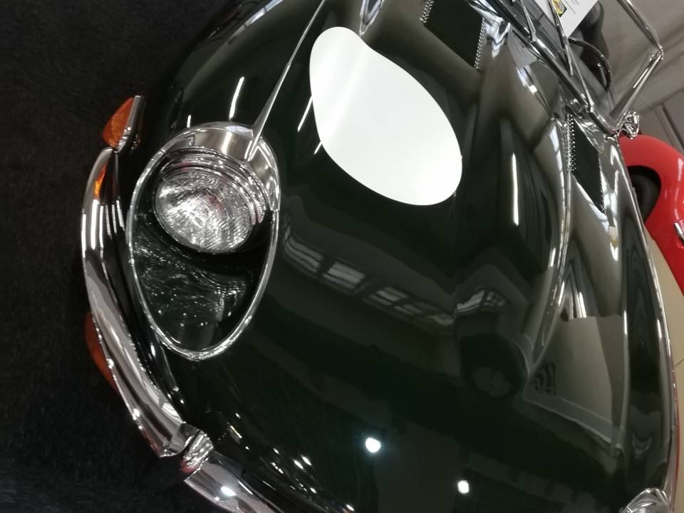 Afbeelding 7/31 van Jaguar E-Type (1970)