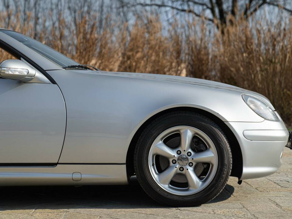 Bild 22/50 von Mercedes-Benz SLK 320 (2001)