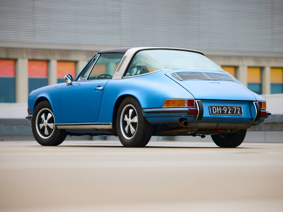 Image 2/41 of Porsche 911 2.2 S (1971)