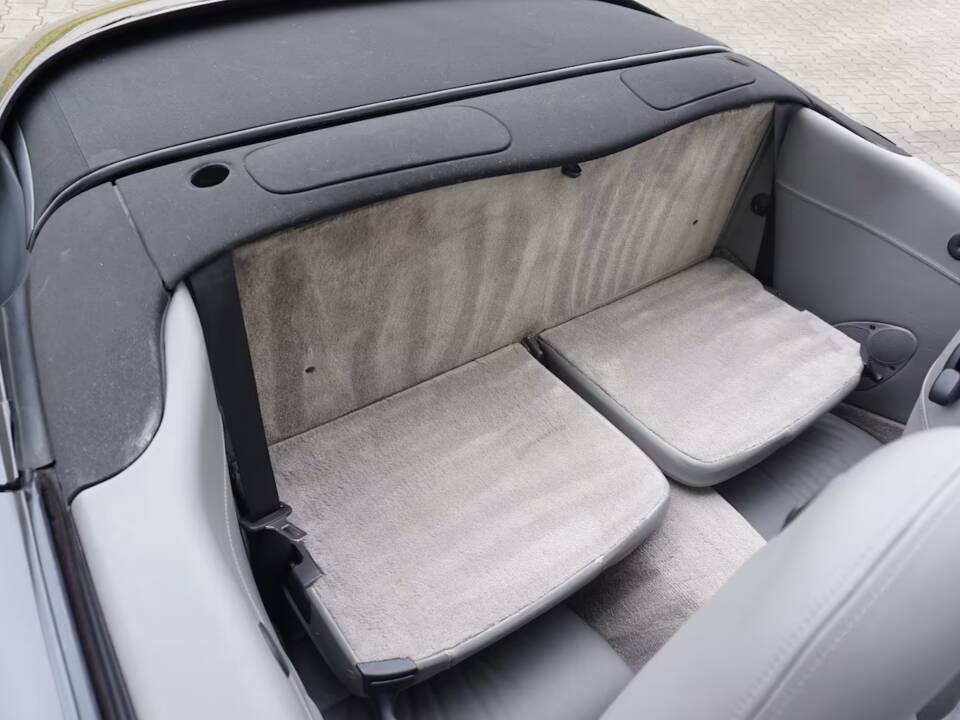 Afbeelding 19/50 van Porsche 911 Carrera 4 (2003)