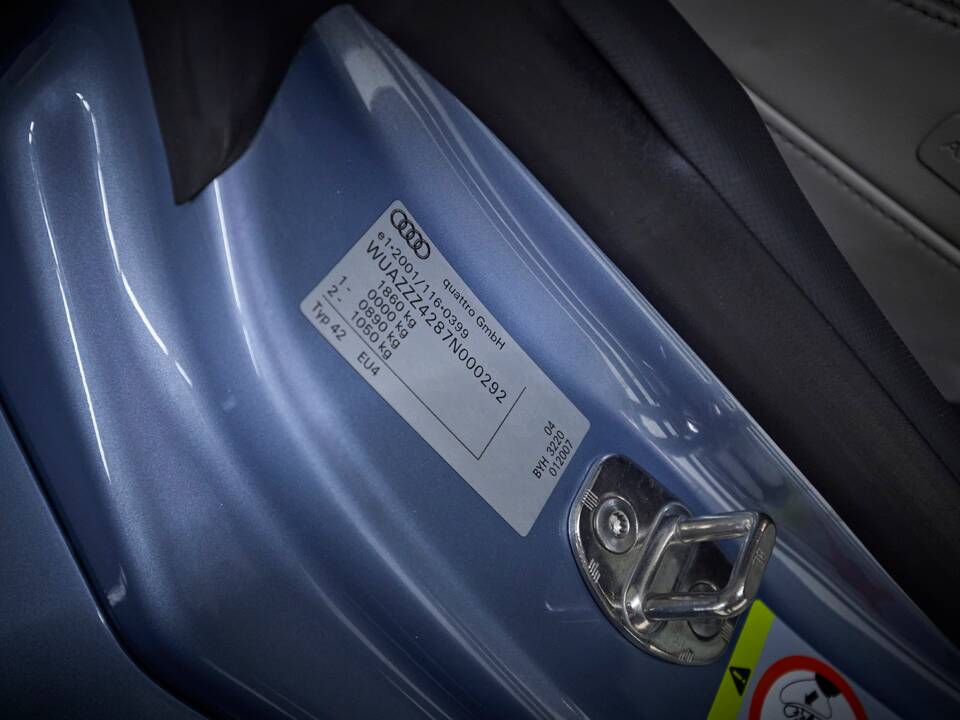 Immagine 58/96 di Audi R8 (2008)