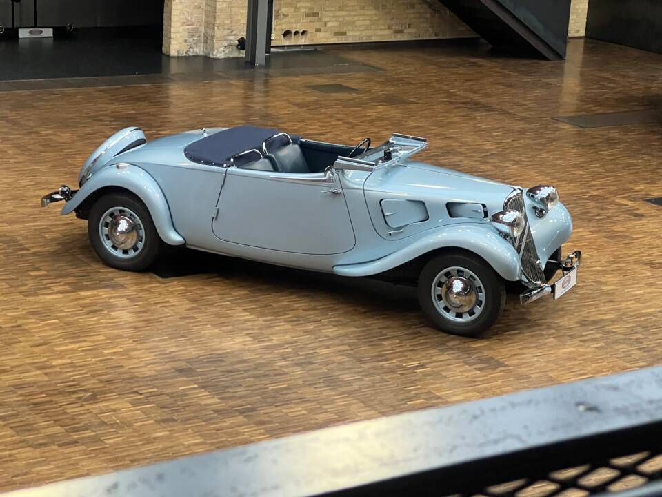 Image 8/39 de Citroën Traction Avant 11 BL Légère (1939)