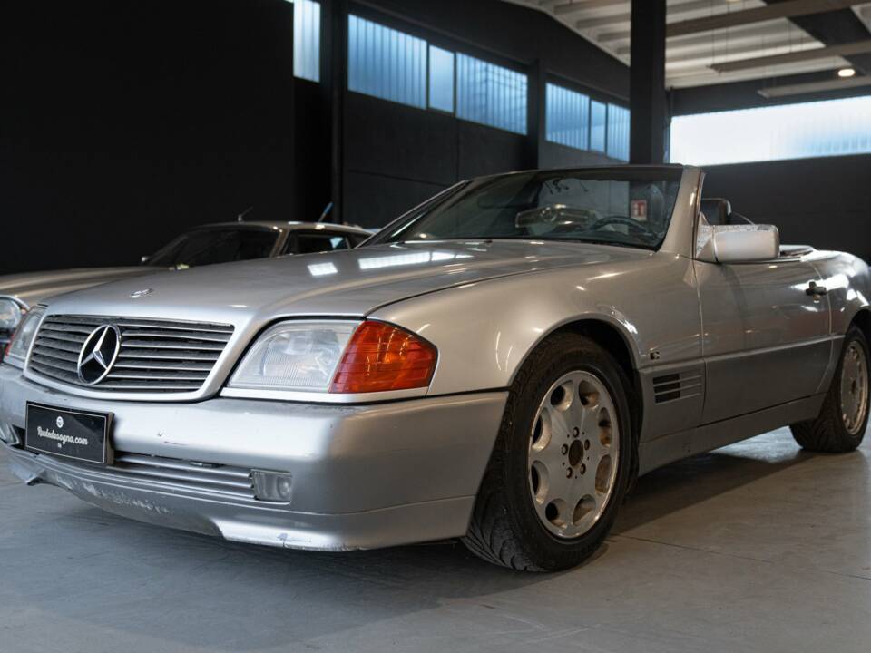 Image 1/14 of Mercedes-Benz 300 SL-24 (1991)