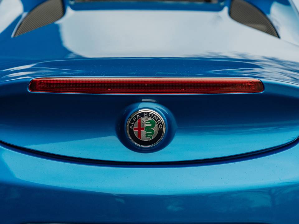 Image 12/50 of Alfa Romeo 4C Spider (2018)