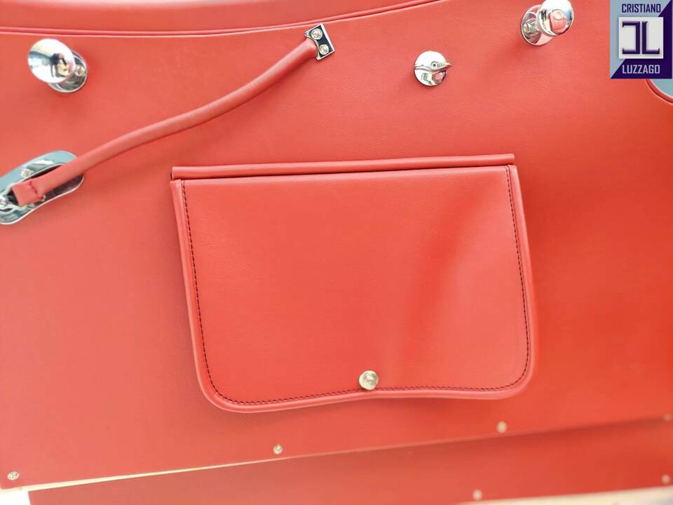 Image 52/74 of Jaguar XK 140 OTS (1956)