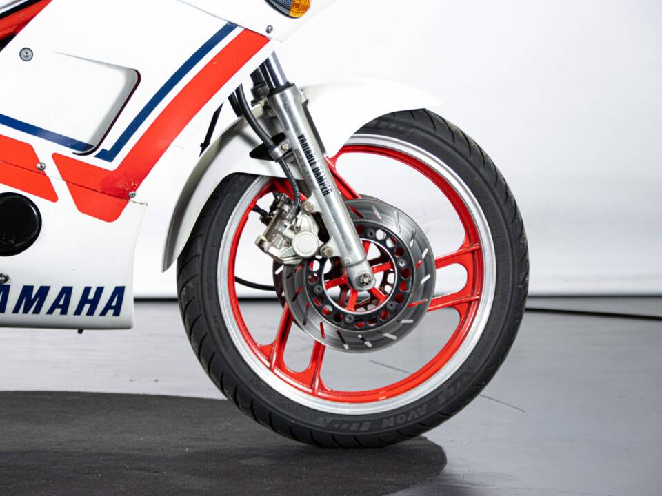 Bild 35/50 von Yamaha RD 350 LC (1990)