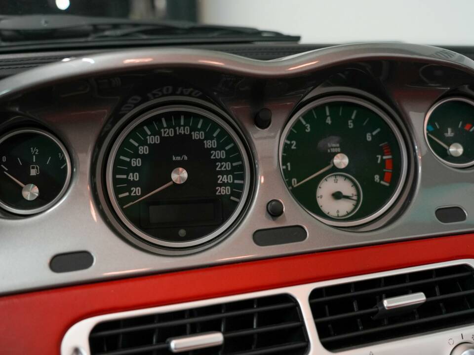 Bild 32/40 von BMW Z8 (2000)