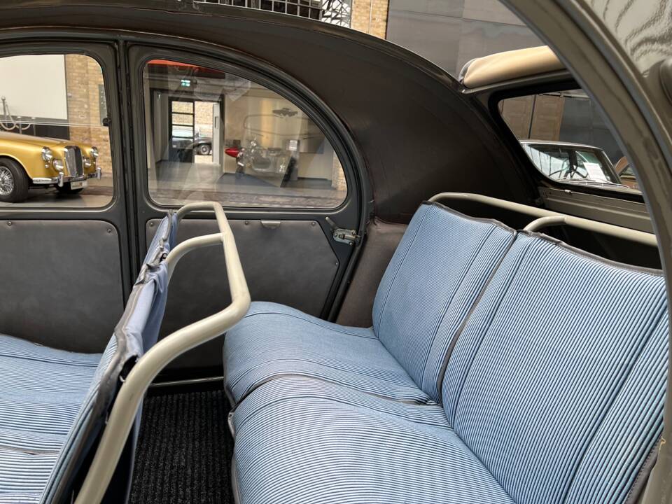 Bild 16/26 von Citroën 2 CV (1959)