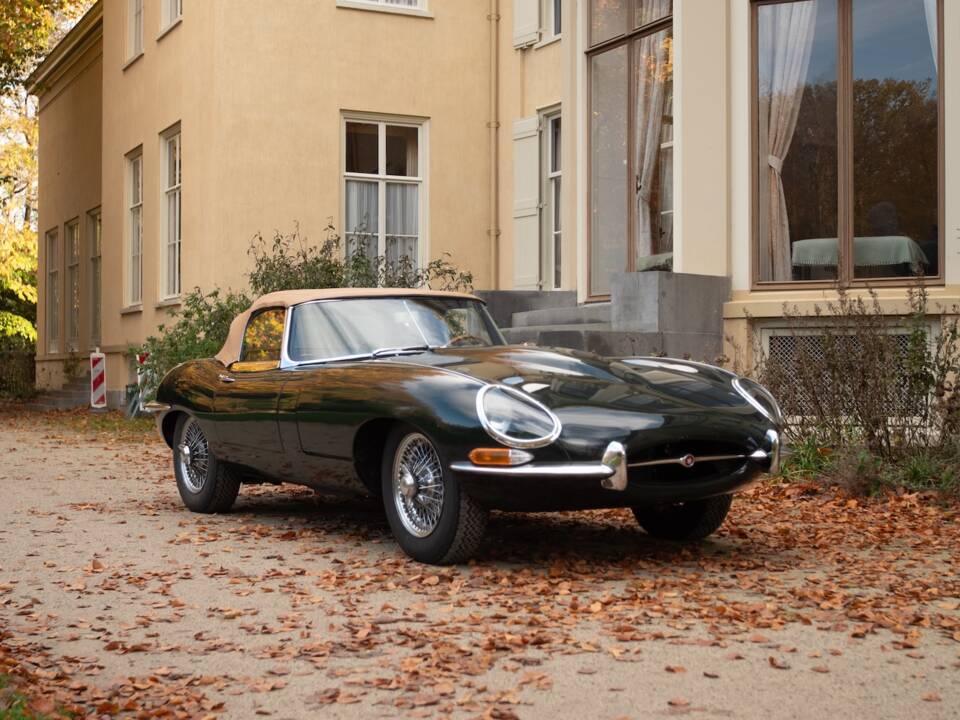 Bild 1/53 von Jaguar E-Type 3.8 (1962)