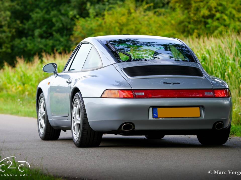 Image 58/63 of Porsche 911 Carrera (1996)
