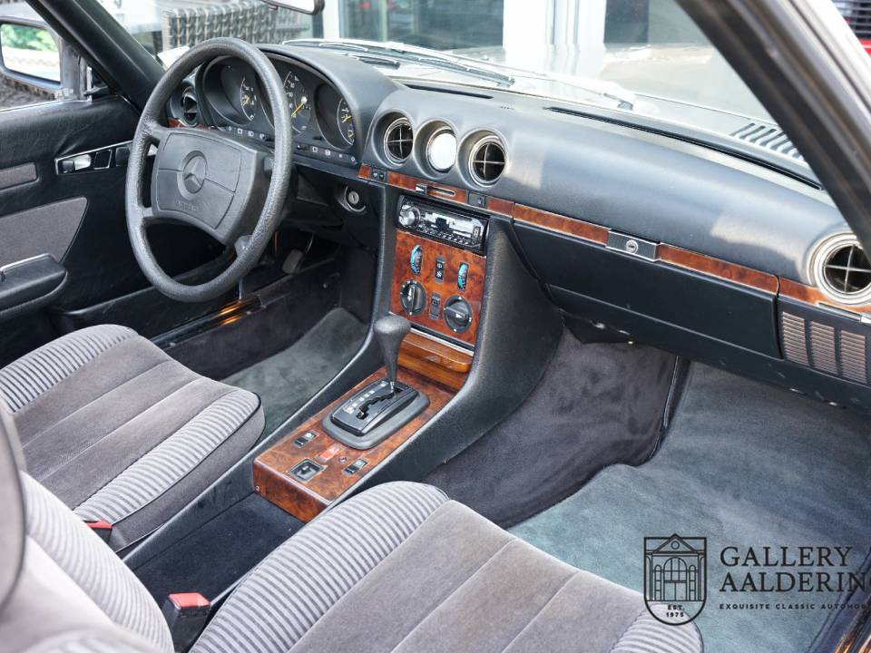 Image 41/50 of Mercedes-Benz 380 SL (1985)