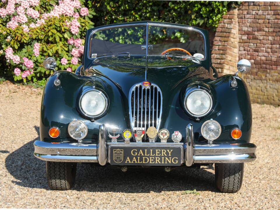 Afbeelding 38/50 van Jaguar XK 140 SE DHC (1957)